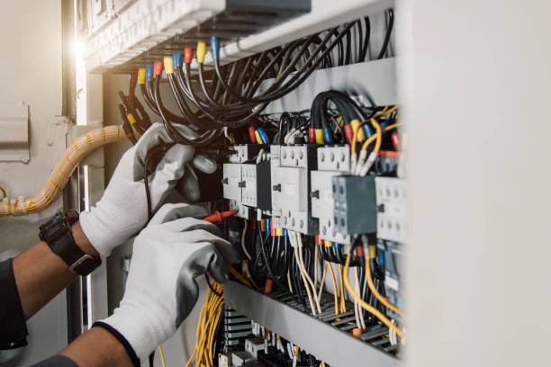 Best Circuit Breaker Repair  in Finley, WA